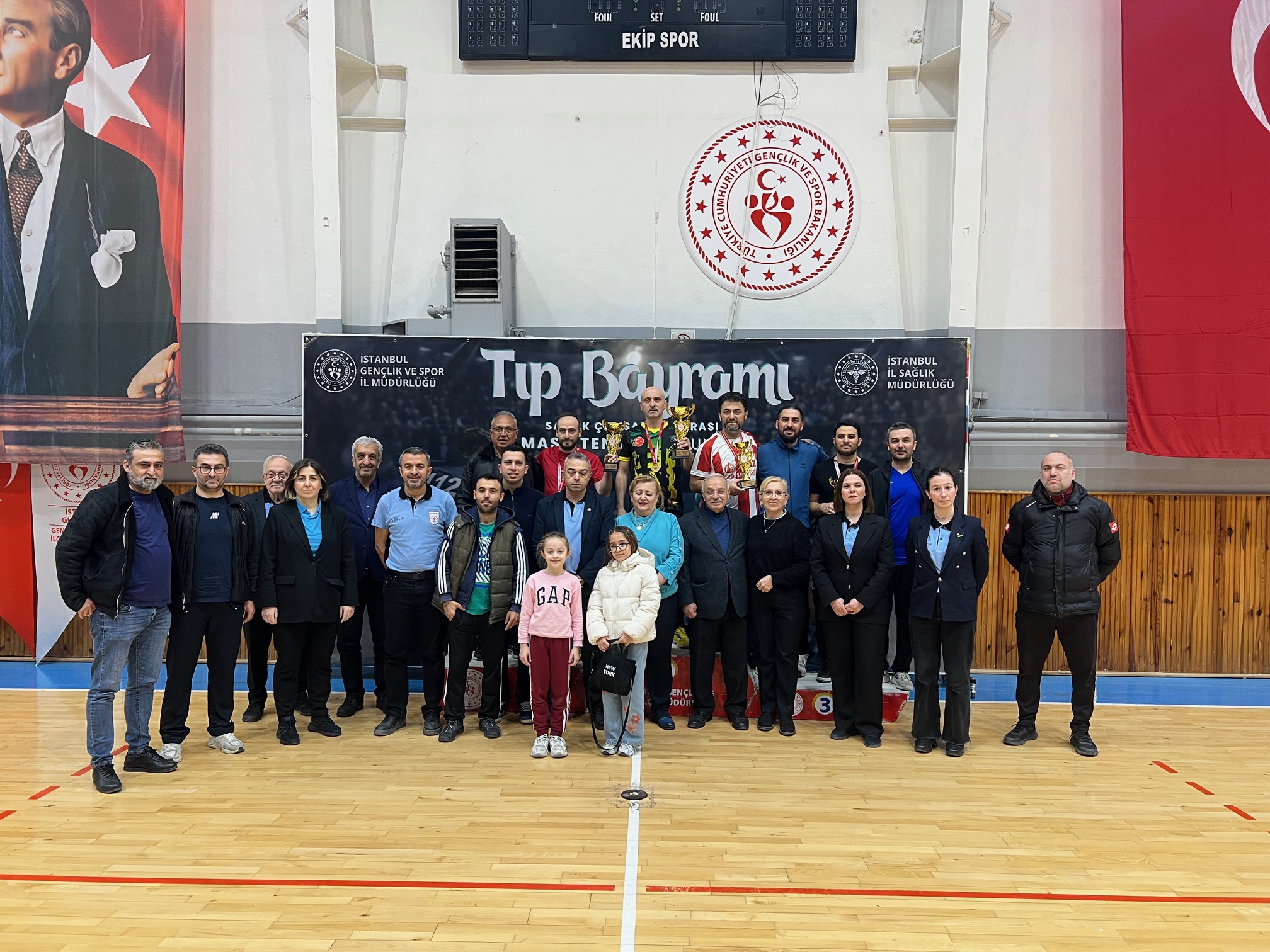 İstanbul 14 mart tıp haftası sağlık çalışanları masa tenisi turnuvası